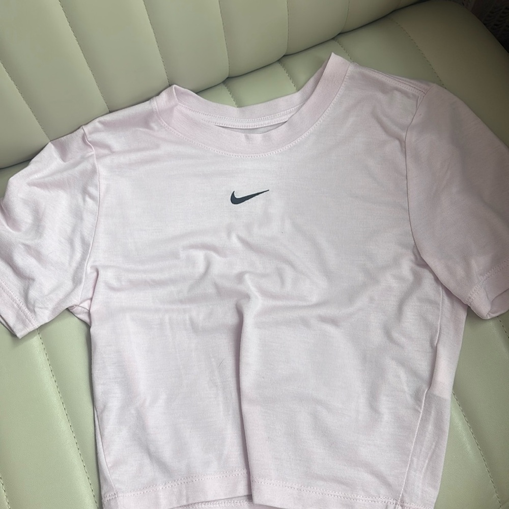 Nike baby tee